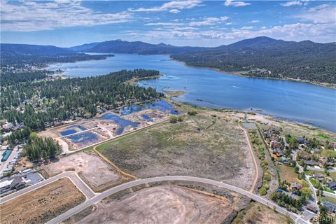 Photo of 194 Sandalwood, Big Bear Lake, CA 92315 (MLS # 32106979)