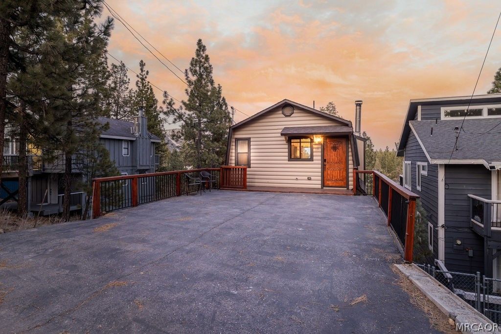 Photo of 114 Winding Lane, Big Bear City, CA 92314 (MLS # 32600450)