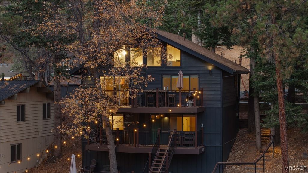 Photo of 43343 Bow Canyon Road, Big Bear Lake, CA 92315 (MLS # 32502707)