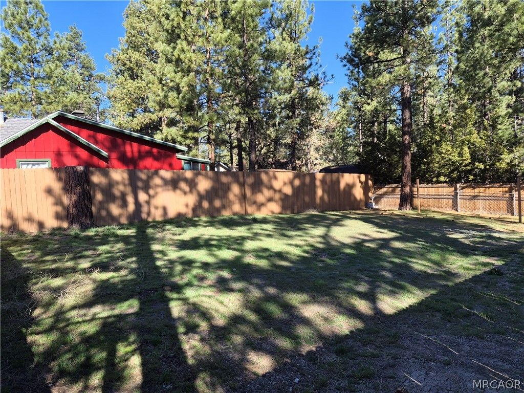 Photo of 825 E Big Bear Boulevard, Big Bear City, CA 92314 (MLS # 32600597)