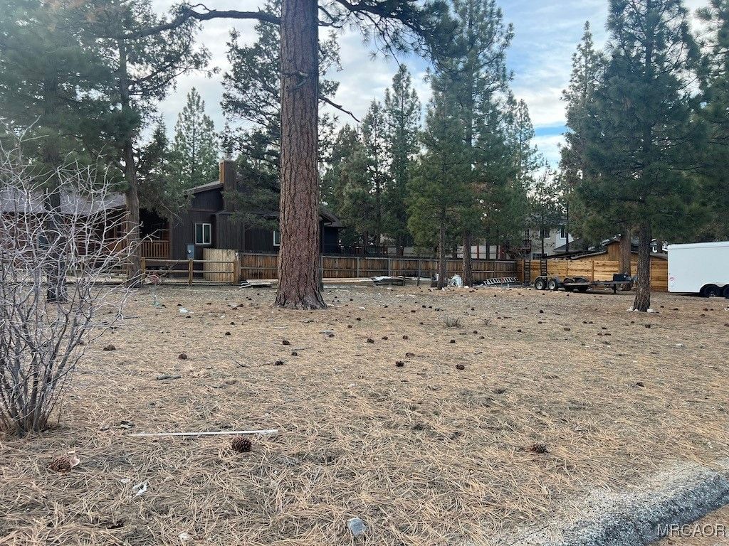 Photo of 449 E Country Club Boulevard, Big Bear City, CA 92314 (MLS # 32600162)
