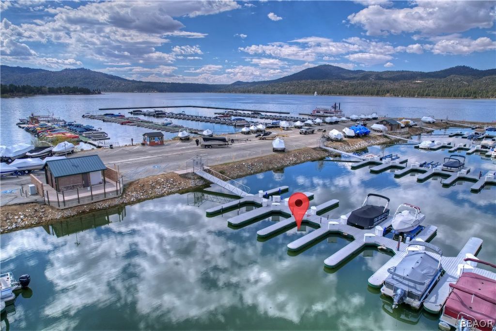 Photo of 400 Pine Knot Ave #E-5, Big Bear Lake, CA 92315 (MLS # 32403817)