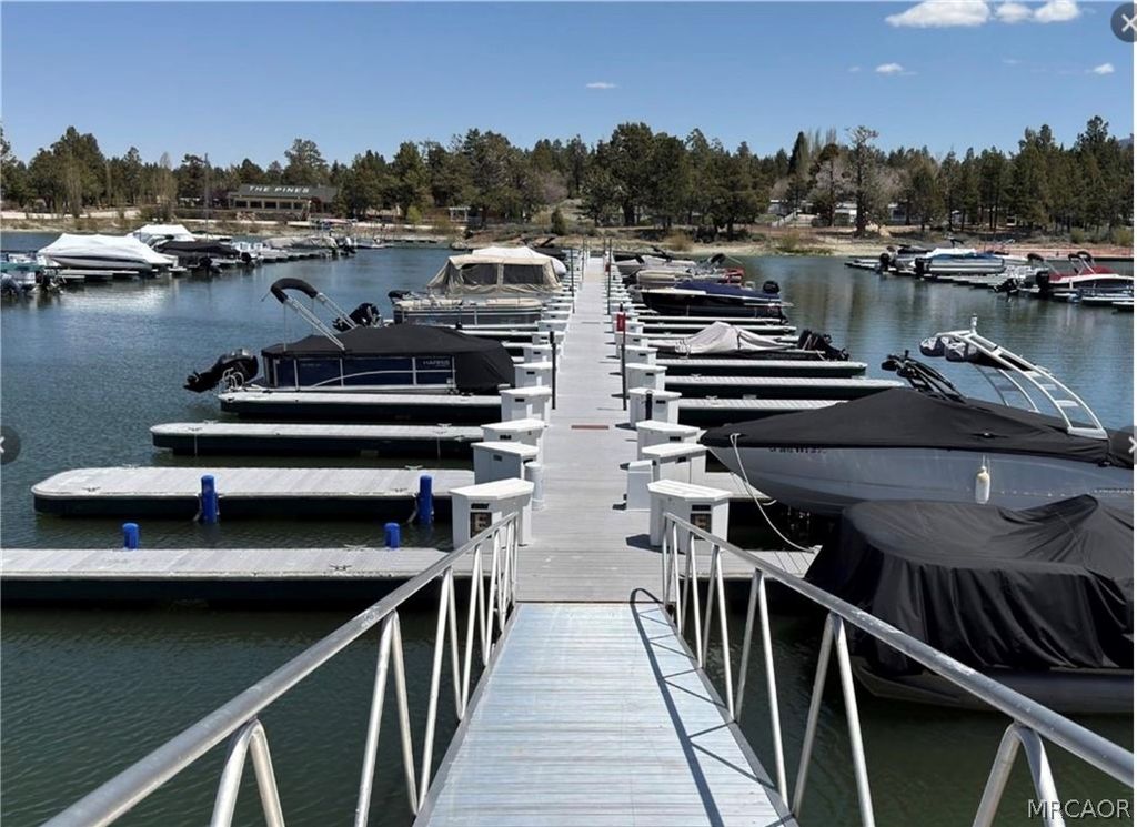 Photo of 400 Pine Knot Boulevard #E-27, Big Bear Lake, CA 92315 (MLS # 32601563)