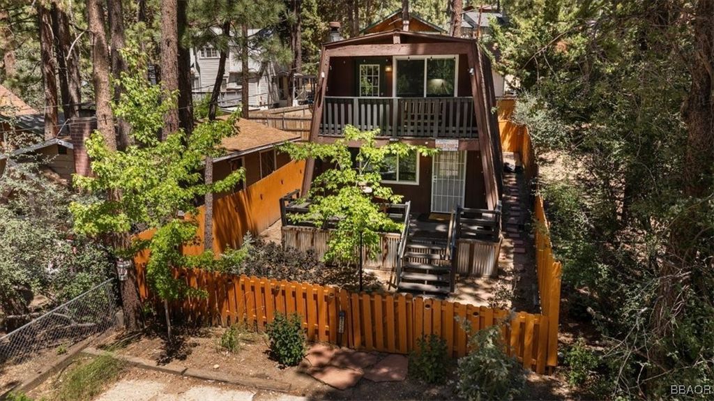 Photo of 42958 Encino Road, Big Bear Lake, CA 92315 (MLS # 32502037)