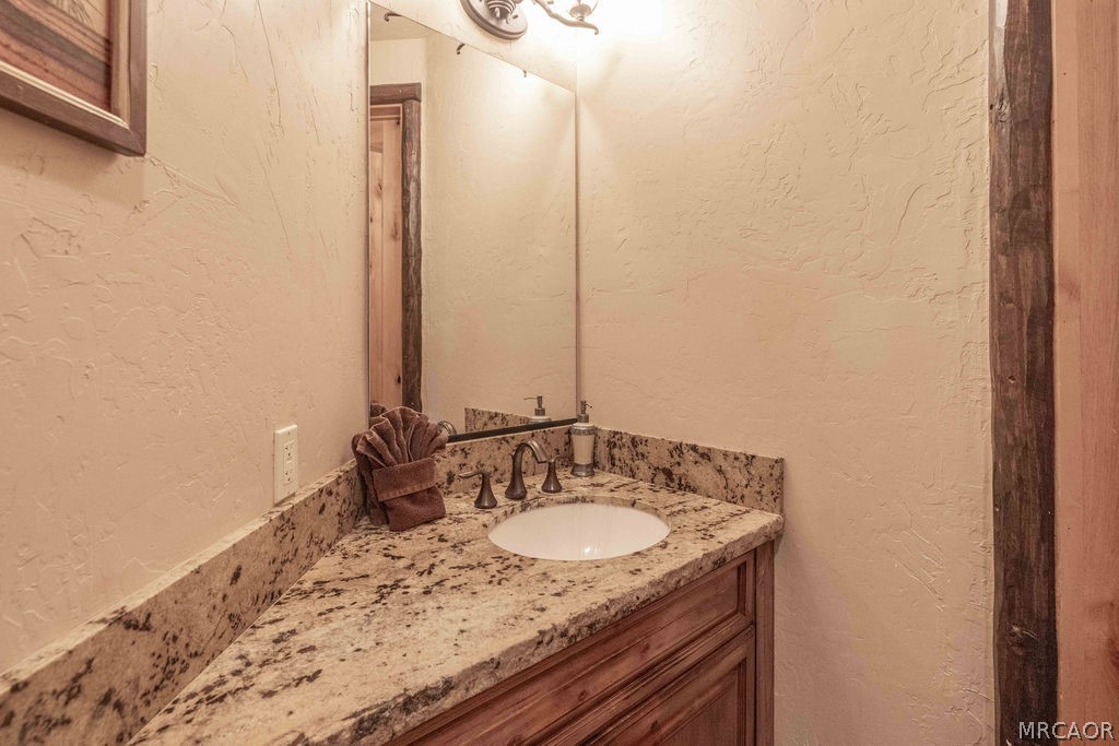 Big Bear City, California, 92314, United States, 4 Bedrooms Bedrooms, ,6 BathroomsBathrooms,Residential,Active,2022980