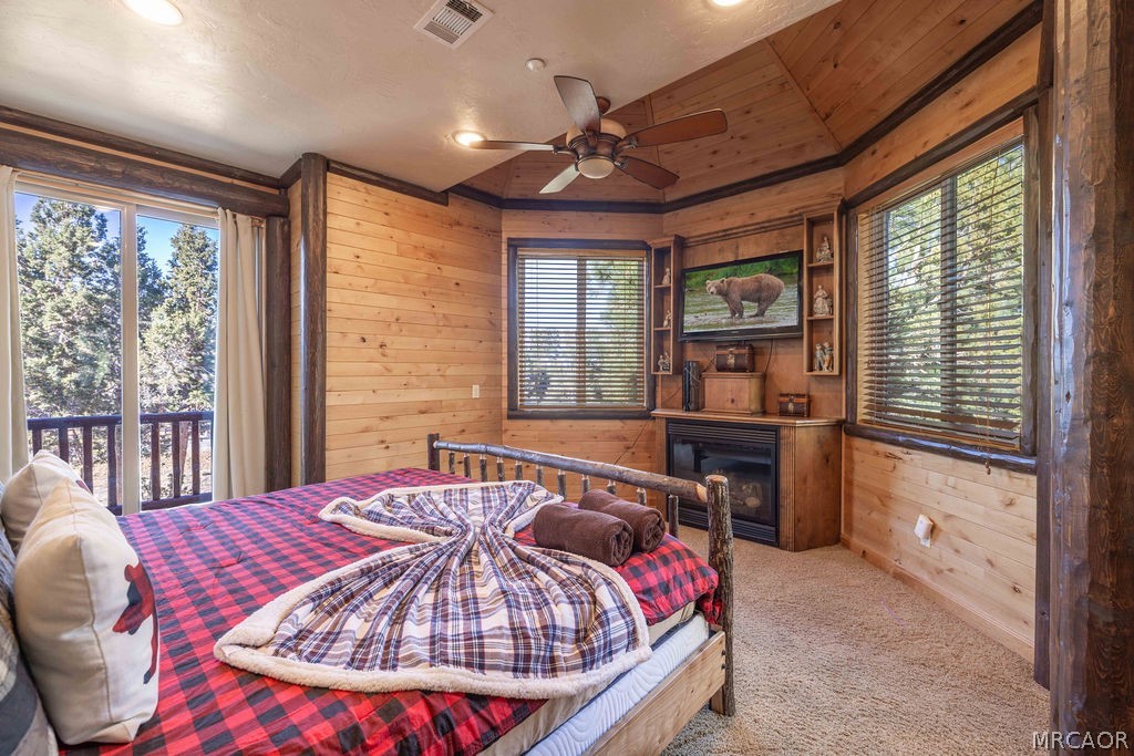 Big Bear City, California, 92314, United States, 4 Bedrooms Bedrooms, ,6 BathroomsBathrooms,Residential,Active,2022980