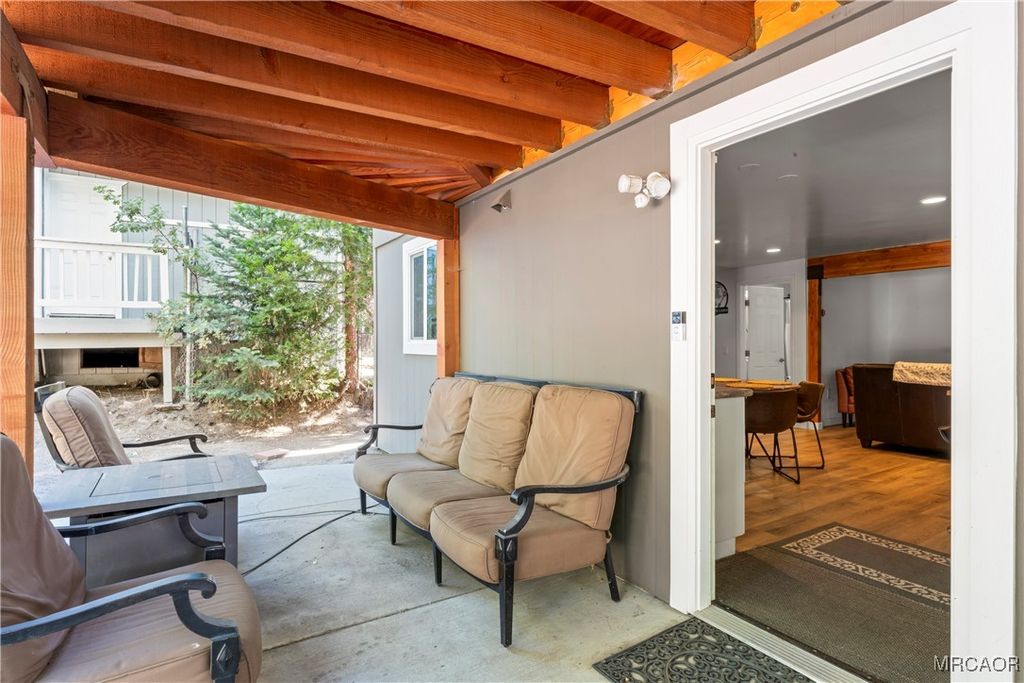 Photo of 2544 Spring Drive, Running Springs, CA 92382 (MLS # 32502267)