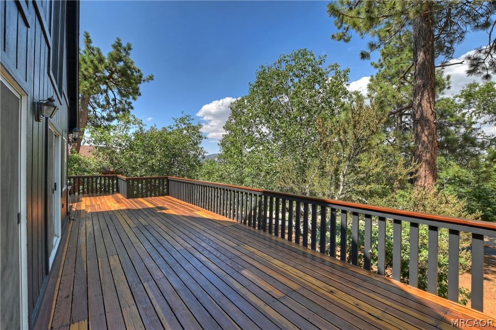 Photo of 1174 Alameda Road, Big Bear City, CA 92314 (MLS # 32600562)