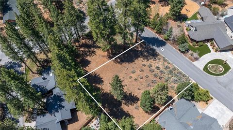 Photo of 0 Marina Court, Big Bear Lake, CA 92315 (MLS # 32501118)