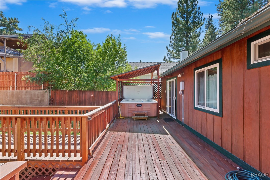 Big Bear Lake, California, 92315, United States, 5 Bedrooms Bedrooms, ,4 BathroomsBathrooms,Residential,Active,2025953