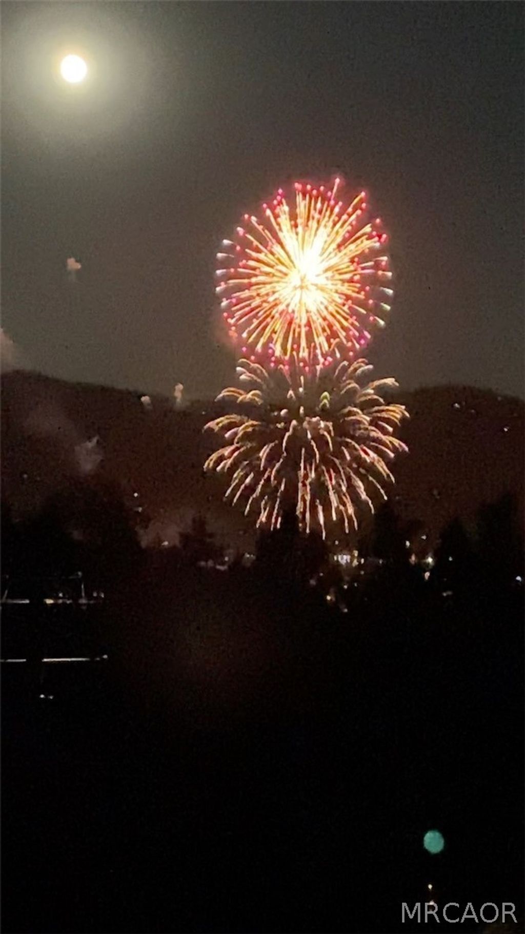 Photo of 27720 St Bernard Lane, Lake Arrowhead, CA 92352 (MLS # 32600625)