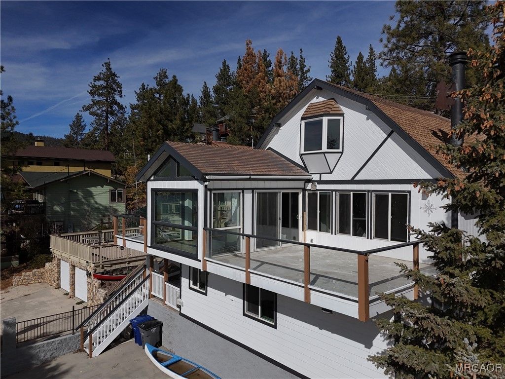 Photo of 39036 Willow Landing Road, Big Bear Lake, CA 92315 (MLS # 32502755)