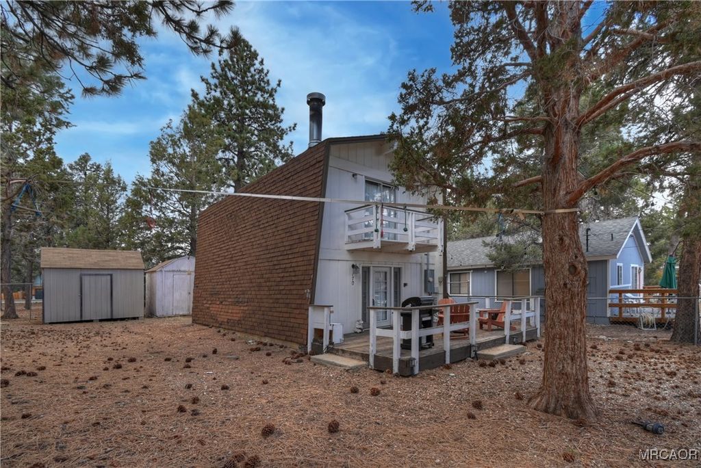 Photo of 170 Wabash Lane, Sugarloaf, CA 92386 (MLS # 32501386)