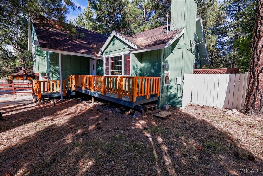 Photo of 488 Division Drive, Big Bear City, CA 92314 (MLS # 32502563)