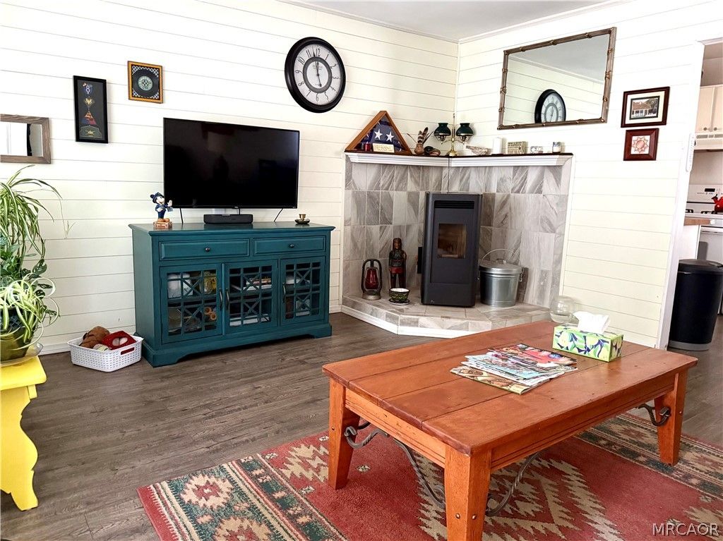 Photo of 1029 W Fairway Boulevard, Big Bear City, CA 92314 (MLS # 32600300)