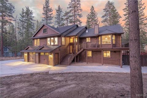 Photo of 243 Santa Clara Boulevard, Big Bear Lake, CA 92315 (MLS # 32501902)