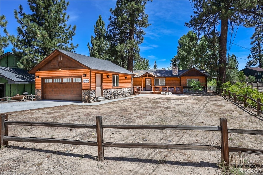 Photo of 651 Cienega Road, Big Bear Lake, CA 92315 (MLS # 32601759)