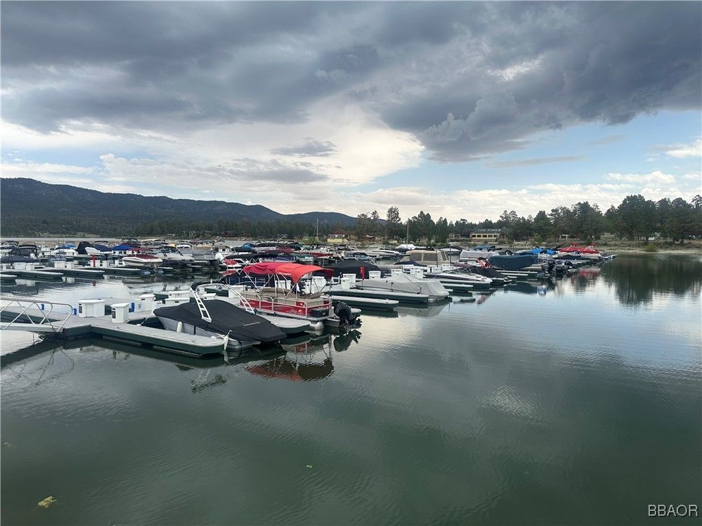 Photo of 400 Pine Knot Boulevard #C60, Big Bear Lake, CA 92315 (MLS # 32502174)