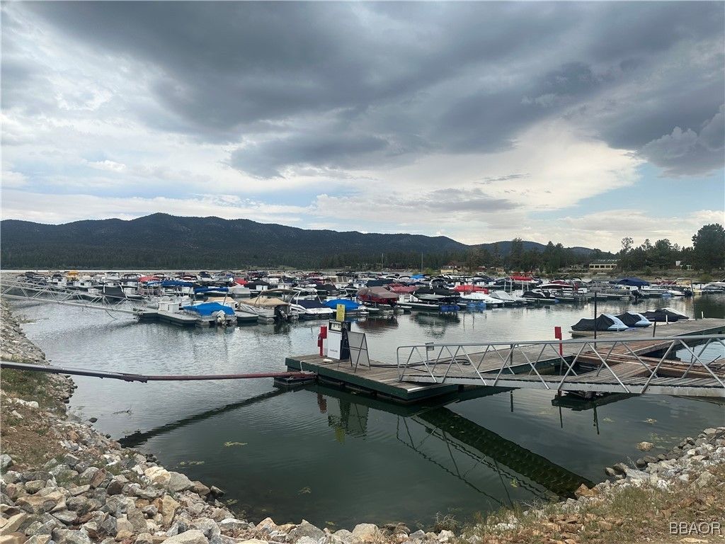 Photo of 400 Pine Knot Boulevard #C60, Big Bear Lake, CA 92315 (MLS # 32502174)