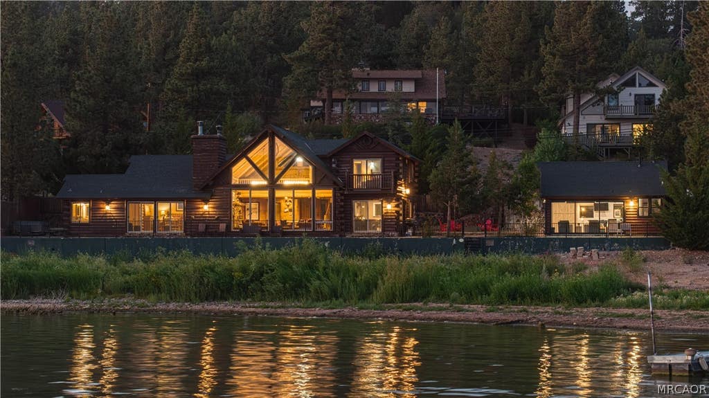 Photo of 39955 North Shore Drive, Fawnskin, CA 92333 (MLS # 32601674)