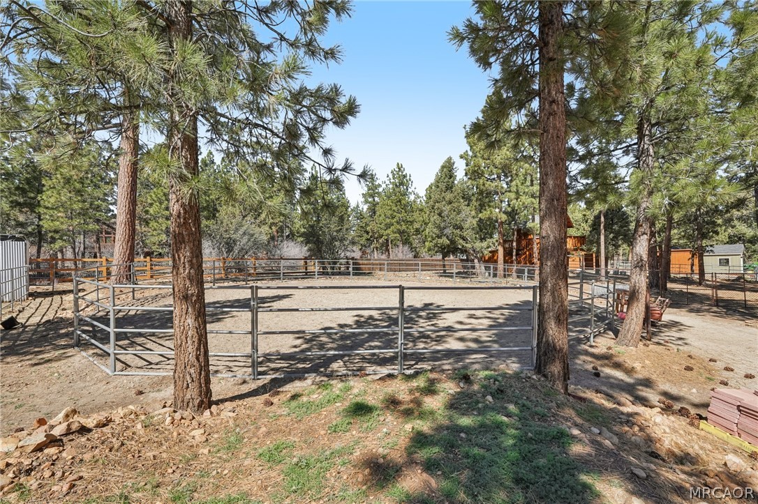 Big Bear City, California, 92314, United States, 4 Bedrooms Bedrooms, ,5 BathroomsBathrooms,Residential,Active,2025580