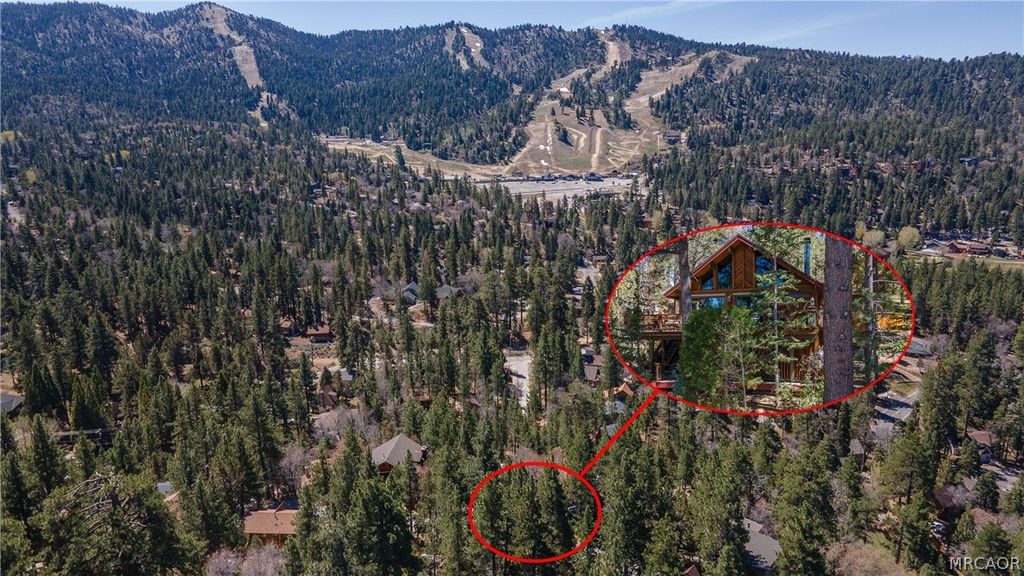 Photo of 845 Menlo Drive, Big Bear Lake, CA 92315 (MLS # 32600886)