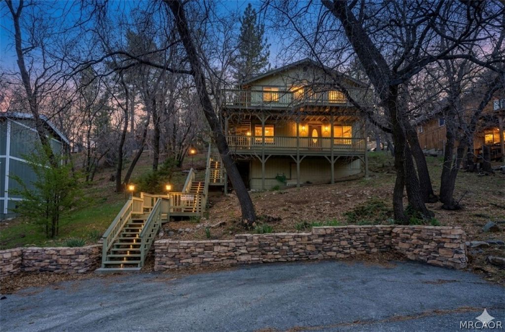 Photo of 43546 Bow Canyon Road, Big Bear Lake, CA 92315 (MLS # 32601013)