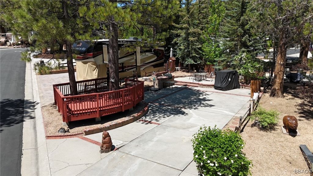 Photo of 40751 North Shore Lane #47 Ln, Fawnskin, CA 92333 (MLS # 32303954)