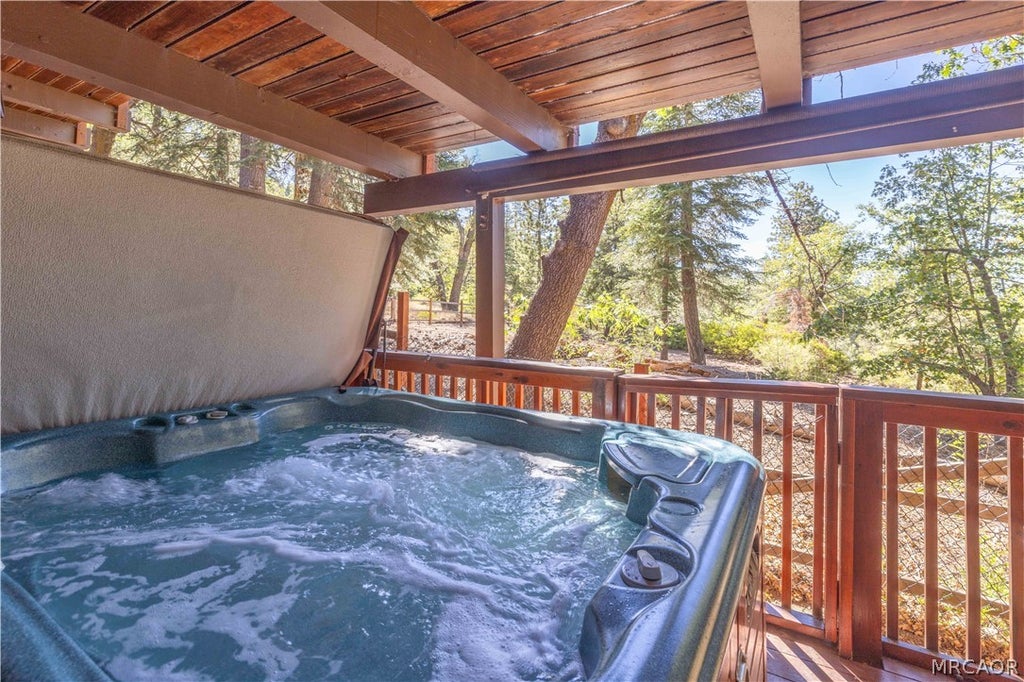 Photo of 861 Thrush Drive #8, Big Bear Lake, CA 92315 (MLS # 32602185)