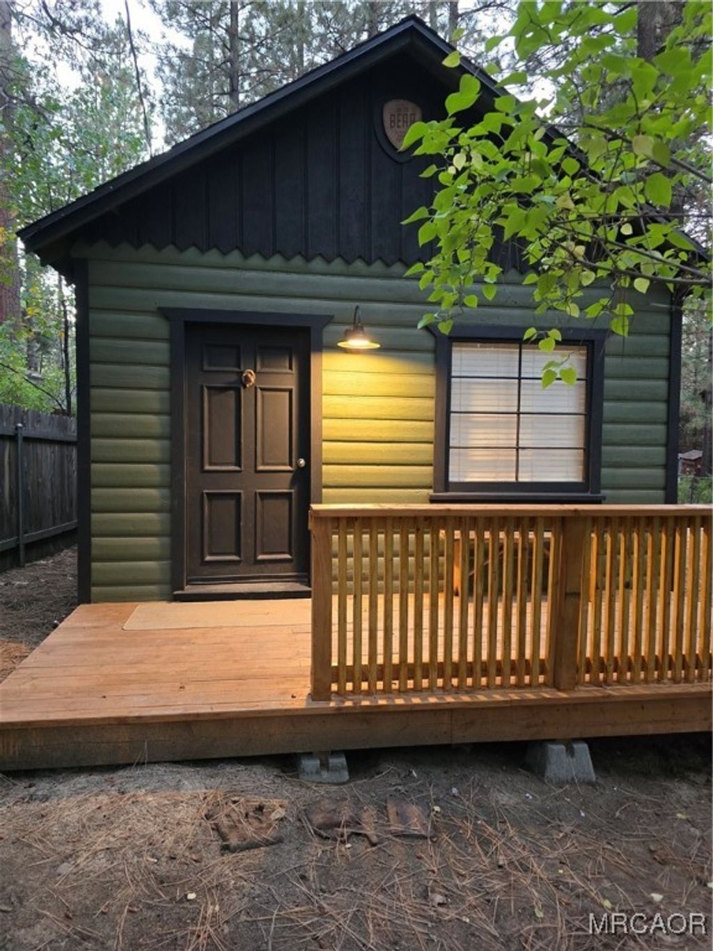 Photo of 740 Oriole Drive, Big Bear Lake, CA 92315 (MLS # 32502468)
