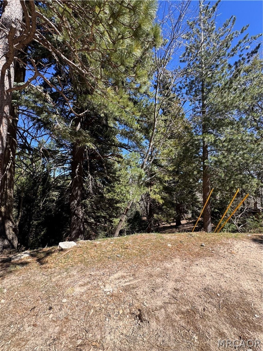 Photo of 0 Mid Ln Lane, Twin Peaks, CA 92391 (MLS # 32600564)