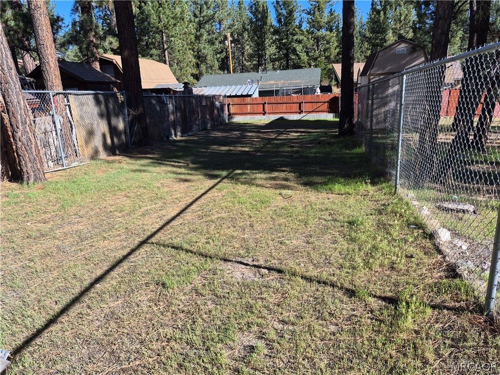 Photo of 839 E Big Bear Boulevard, Big Bear City, CA 92314 (MLS # 32600596)