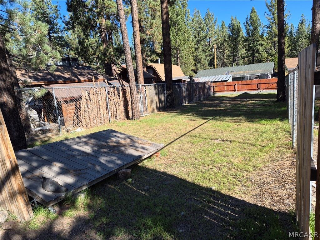 Photo of 839 E Big Bear Boulevard, Big Bear City, CA 92314 (MLS # 32600596)