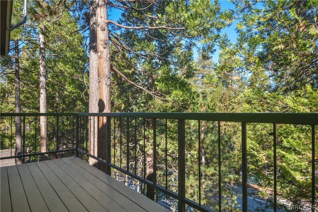 Photo of 27494 White Fir Drive #0, Lake Arrowhead, CA 92352 (MLS # 32602149)