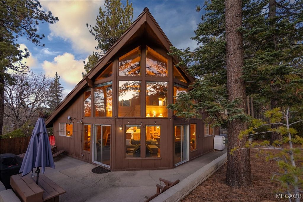 Photo of 41714 Switzerland Drive, Big Bear Lake, CA 92315 (MLS # 32600088)