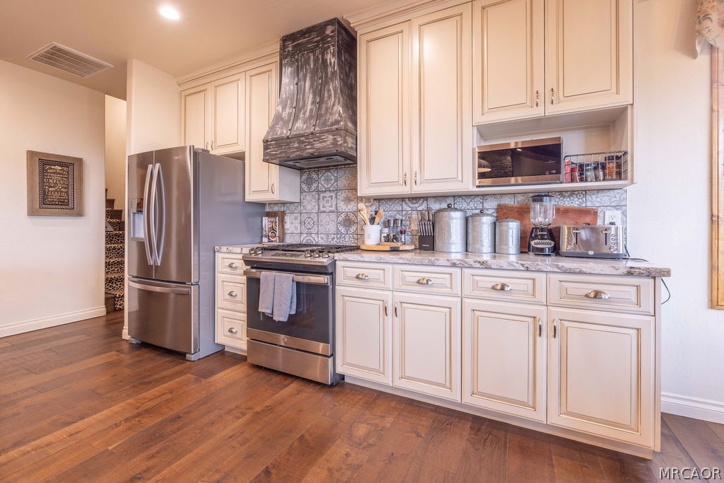Big Bear Lake, California, 92315, United States, 4 Bedrooms Bedrooms, ,3 BathroomsBathrooms,Residential,Active,2022660