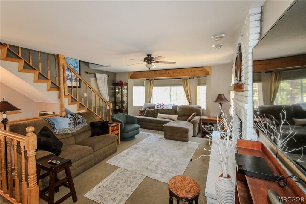 Photo of 113 Dawn Drive, Big Bear City, CA 92314 (MLS # 32601126)