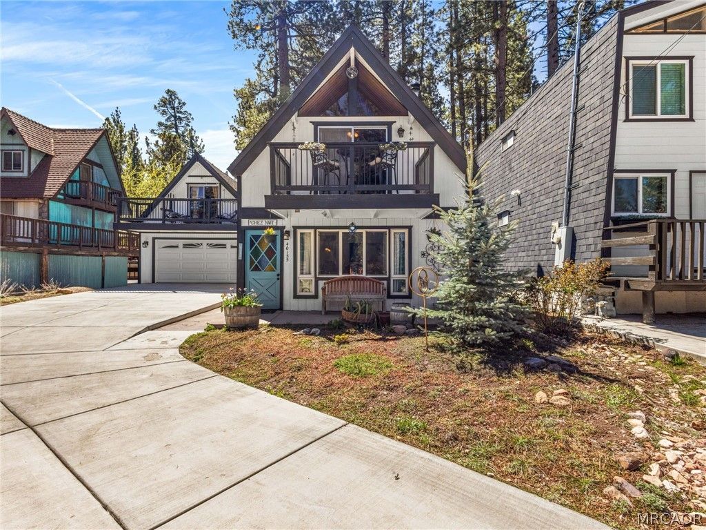Photo of 40155 Mahanoy Lane, Big Bear Lake, CA 92315 (MLS # 32600743)