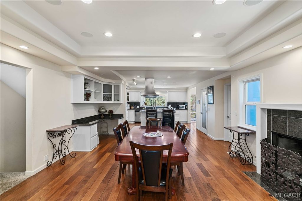 Photo of 26665 Modoc Lane, Lake Arrowhead, CA 92352 (MLS # 32502676)