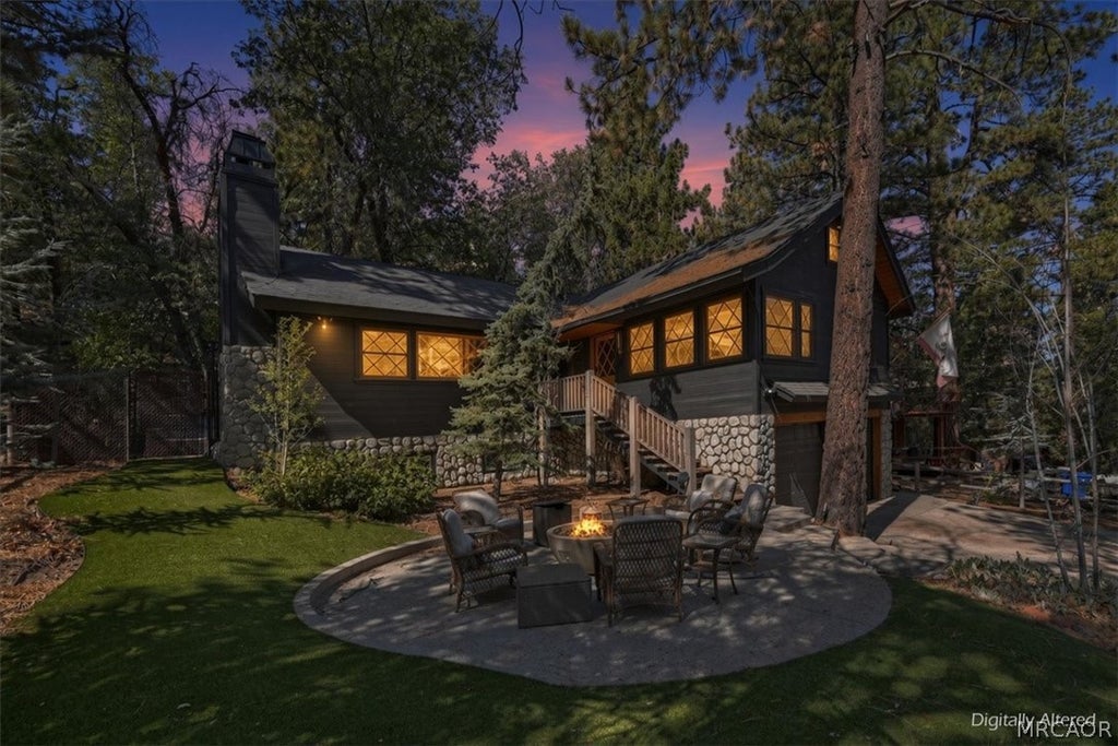 Photo of 1193 S Sheephorn Road, Fawnskin, CA 92314 (MLS # 32602035)