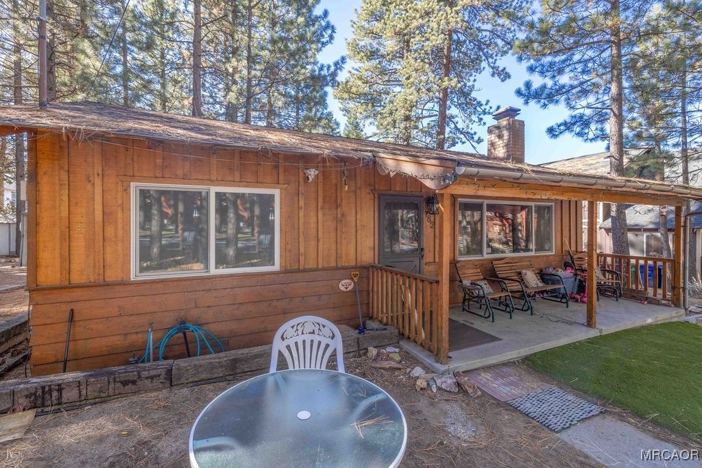 Photo of 782 Tehama Drive, Big Bear Lake, CA 92315 (MLS # 32502815)