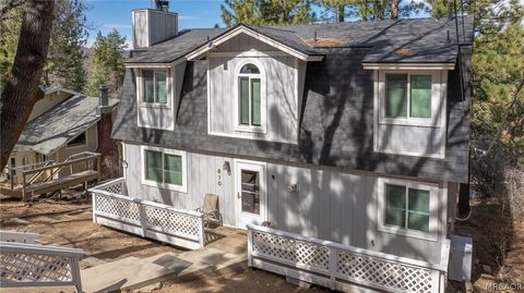 Photo of 870 Villa Grove Avenue, Big Bear City, CA 92314 (MLS # 32600445)