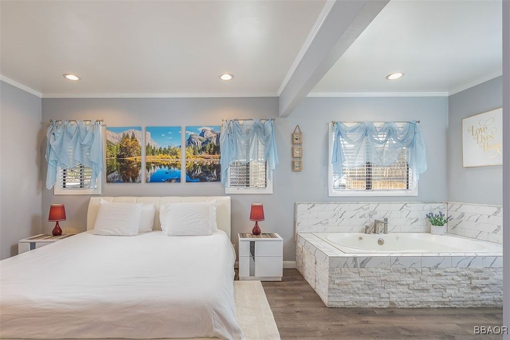 Photo of 670 Marin Road, Big Bear Lake, CA 92315 (MLS # 32501322)