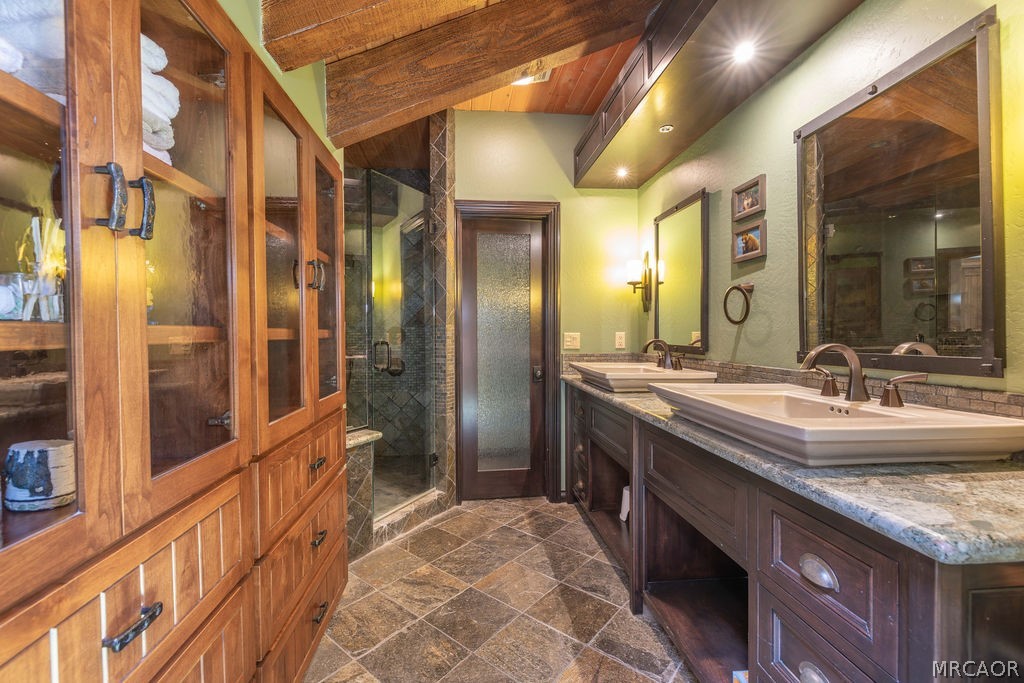 Big Bear Lake, California, 92315, United States, 4 Bedrooms Bedrooms, ,4 BathroomsBathrooms,Residential,Active,2028172
