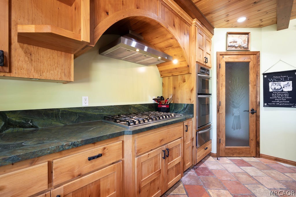 Big Bear Lake, California, 92315, United States, 4 Bedrooms Bedrooms, ,4 BathroomsBathrooms,Residential,Active,2028172
