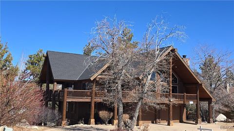 Photo of 42530 Pegasus Way, Big Bear Lake, CA 92315 (MLS # 32500304)