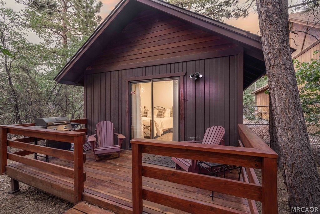 Photo of 790 Pine Lane, Sugarloaf, CA 92386 (MLS # 32600579)