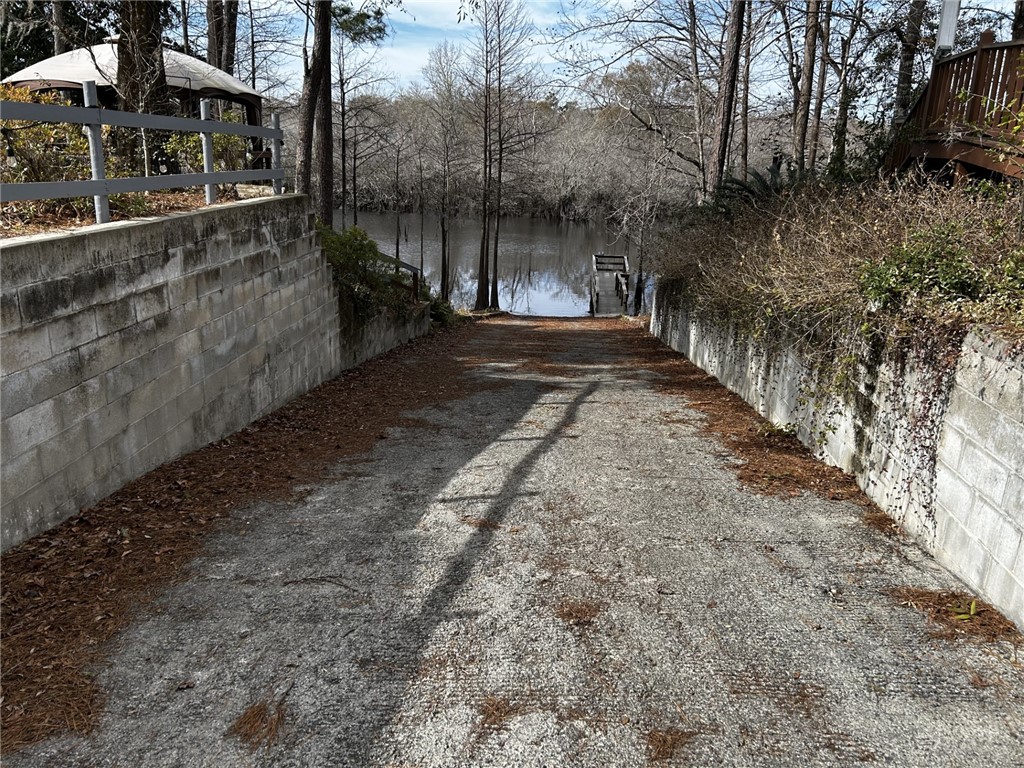 Waynesville, Georgia 31566, United States, 4 Bedrooms Bedrooms, ,2 BathroomsBathrooms,Residential,Pending,31216