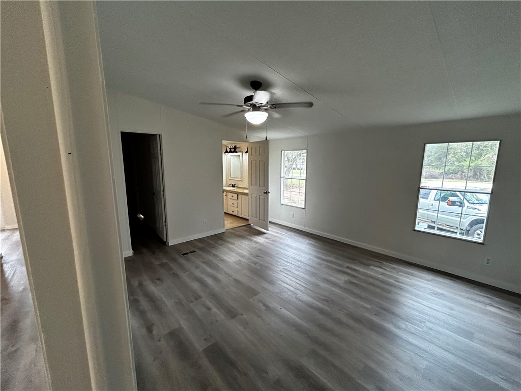 Waynesville, Georgia 31566, United States, 4 Bedrooms Bedrooms, ,2 BathroomsBathrooms,Residential,Pending,31216