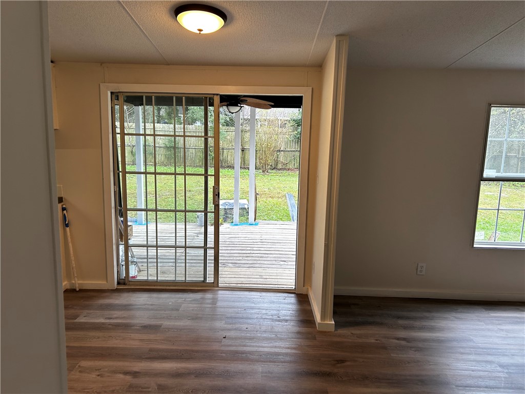 Waynesville, Georgia 31566, United States, 4 Bedrooms Bedrooms, ,2 BathroomsBathrooms,Residential,Pending,31216